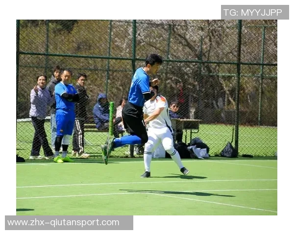 畅玩足球页游体验真实赛场激情与策略的完美结合 畅玩足球页游体验真实赛场激情与策略的完美结合